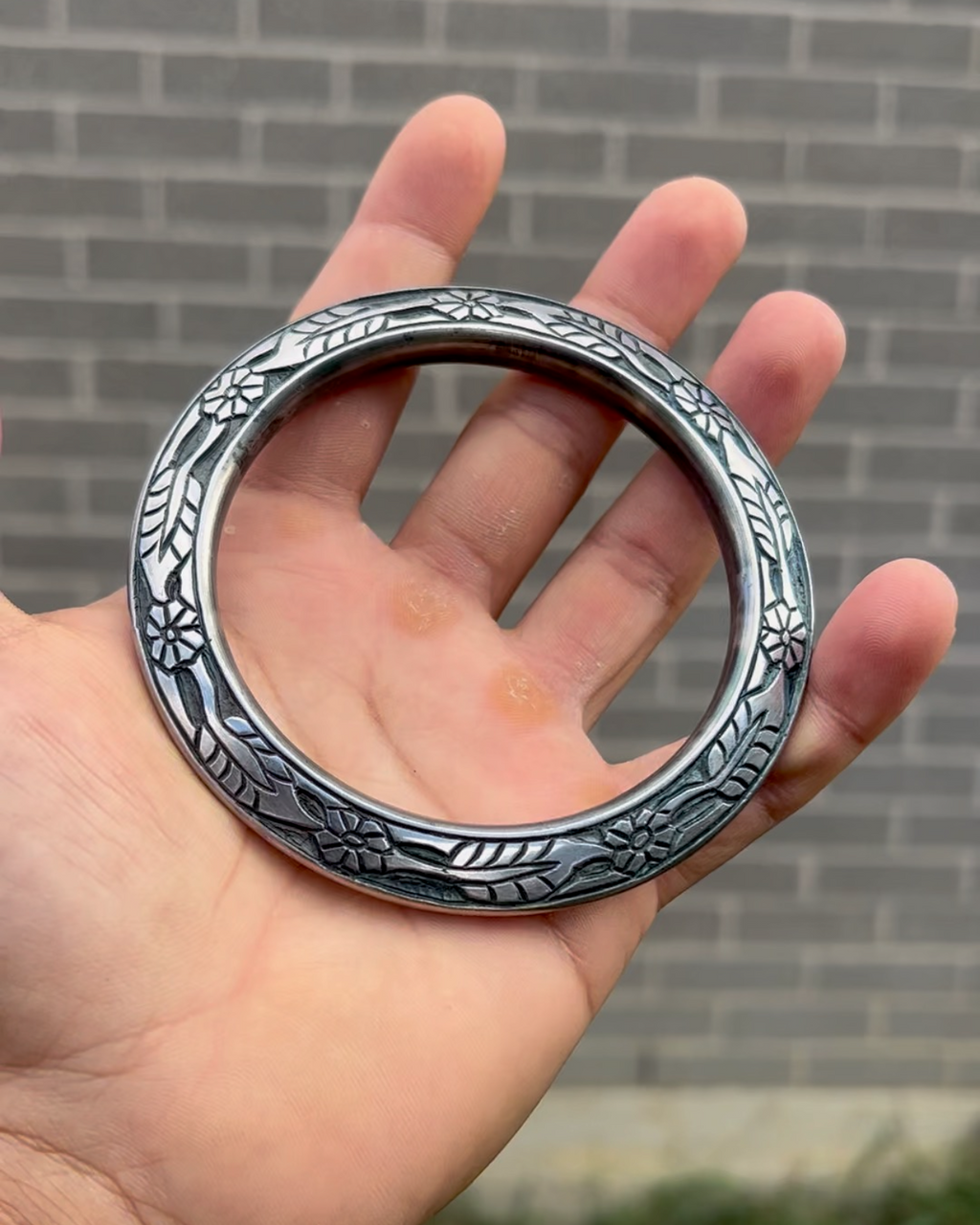 Petal Engraved – Double-sided
